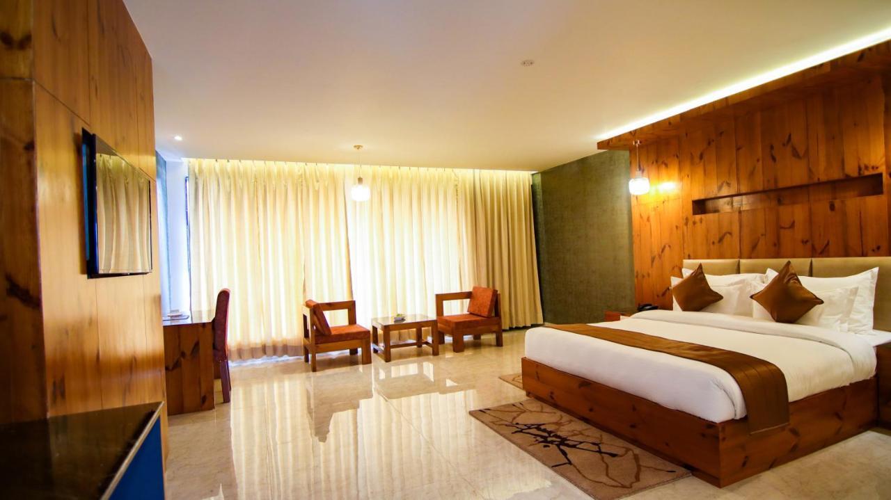 Golden Fern Resort Shimla Exterior foto
