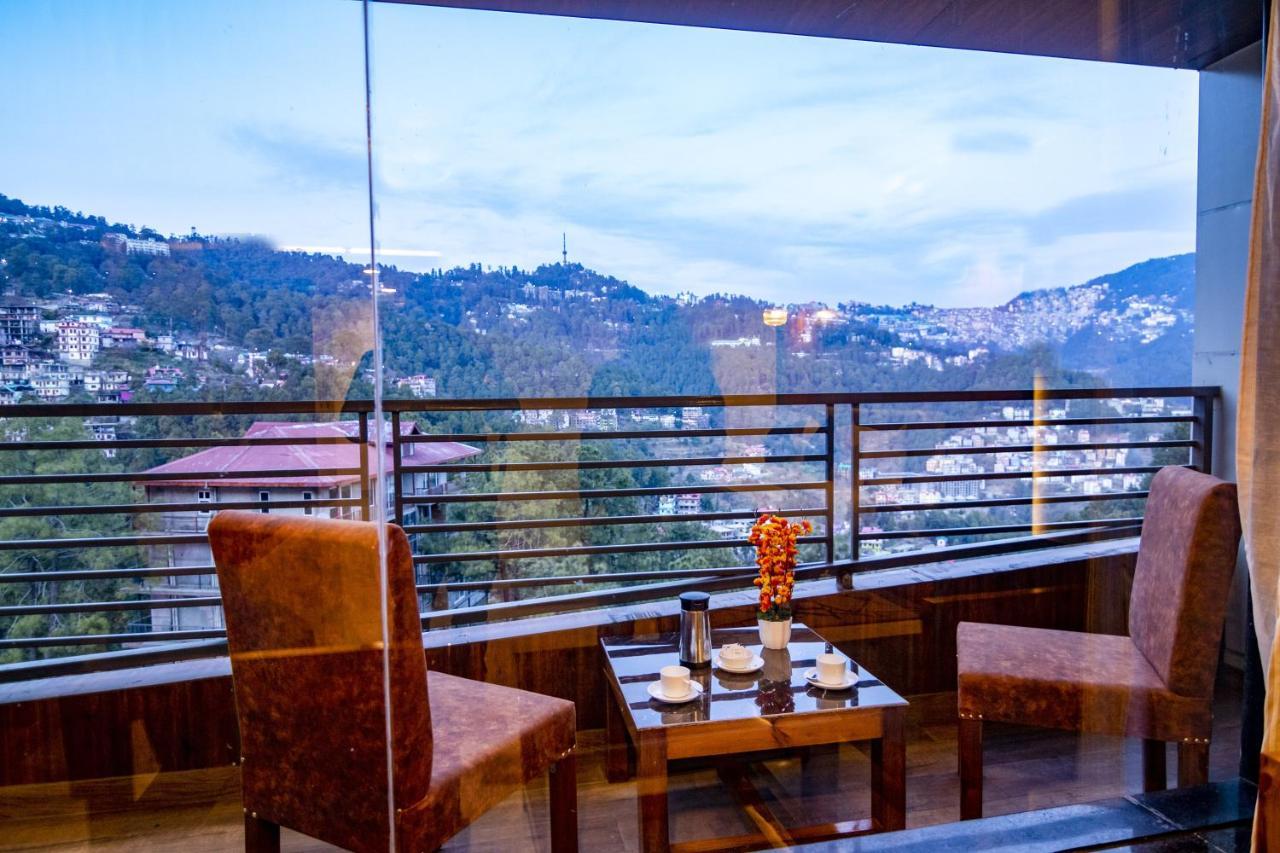 Golden Fern Resort Shimla Exterior foto